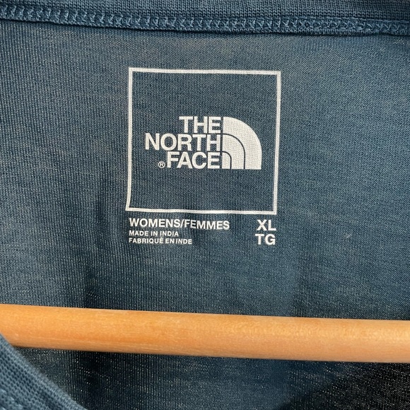 The North Face Tee - Picture 7 of 8